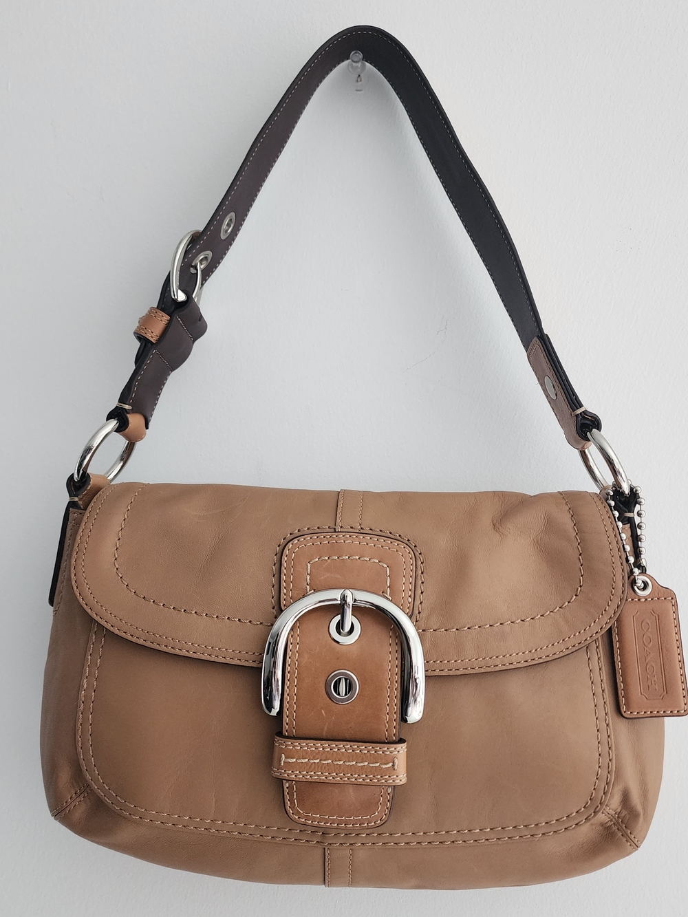 VTG Coach F13105 Soho British Tan Saddle Leather Shoulder Bag Buckle Handcrafted